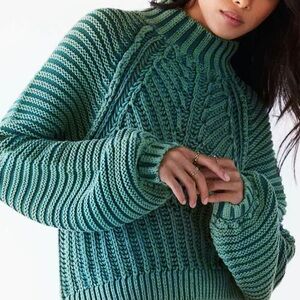 Free People Sweetheart Sweater Size Medium Green Oversized Chunky Knit Mock Neck